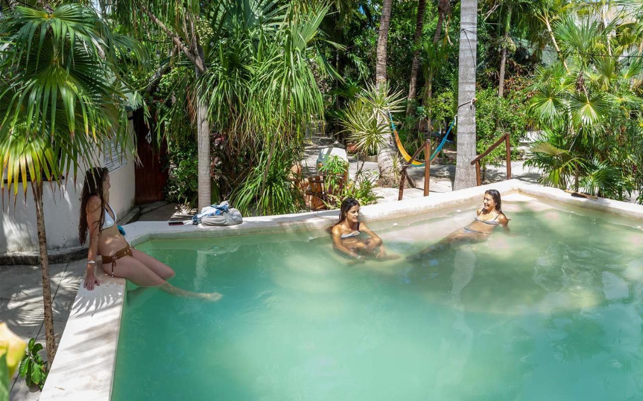 Hostel Oryx Tulum Exterior photo